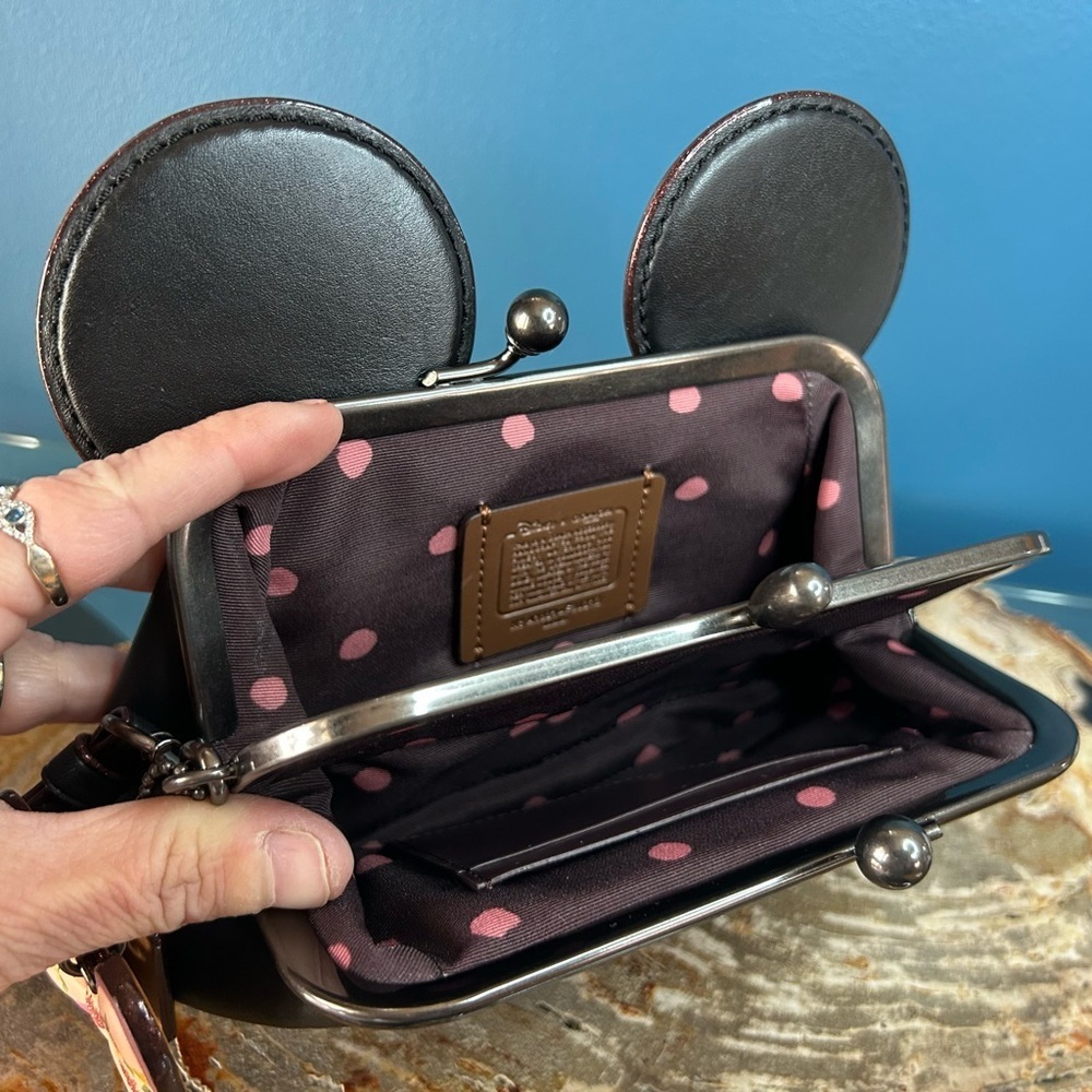 Disney x Coach Minnie Mouse Ears Framed Kiss-lock Clutch Limited Edition F30212 - Picture 8 of 17